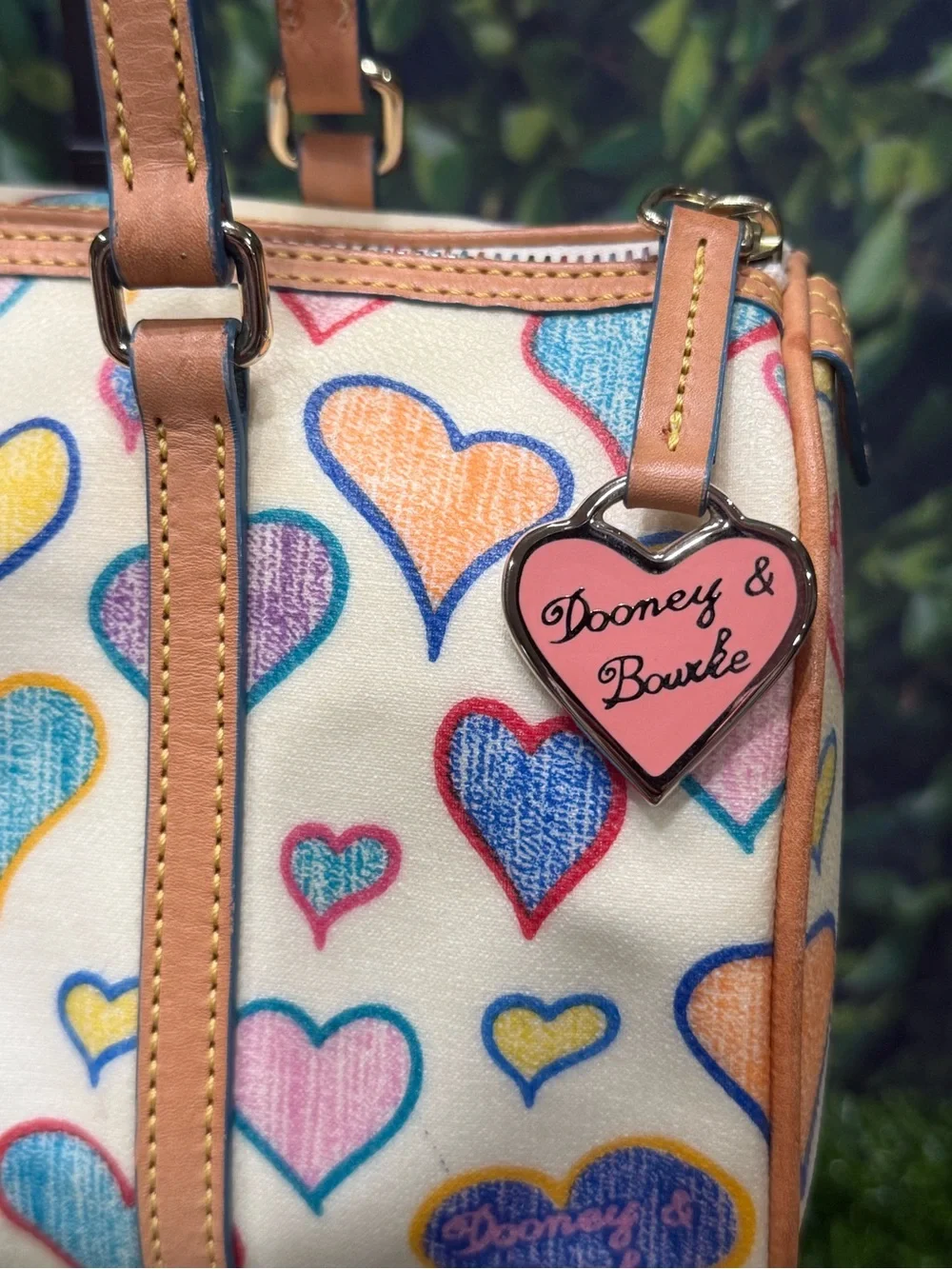 Vintage Y2K Dooney & Bourke Crayon Doodle Hearts Barrel Bag Handbag White Multi